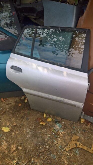 Auto delovi: Kia Rio u delovima. Slanje Brzom postom ide na odgovornost Primaoca. ( — 5