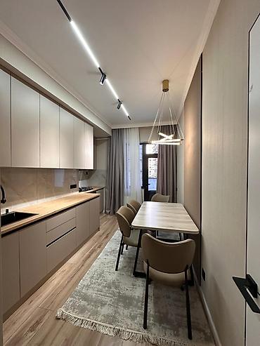 Продажа квартир: 1 комната, 42 м², Элитка, 2 этаж — 10