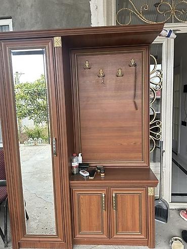 kup 10: Qarderoblu giriş mebeli dəsti - Material: ağac fakturalı — 1