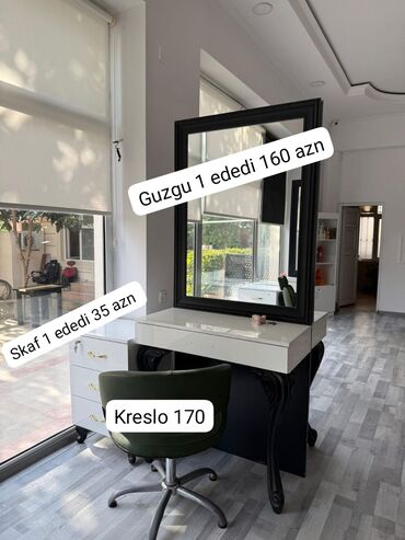kərə yağ: Saloncun Guzgu 1 ededi 160 azn satilir‼️skaf 1 ededi 35 azn kreslo 1