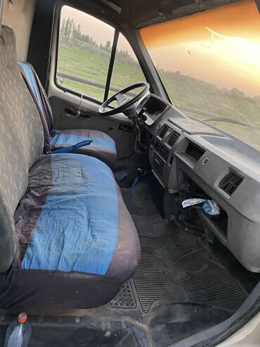 ГАЗ: ГАЗ GAZel: 1997 г., 2.4 л, Механика, Дизель, Фургон — 10