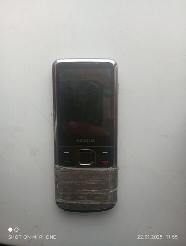 Nokia: Телефон nokia 6700 продаю