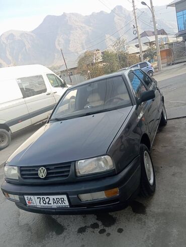 разбор корейских авто бишкек: Volkswagen Vento: 1993 г., 1.8 л, Механика, Бензин, Седан
