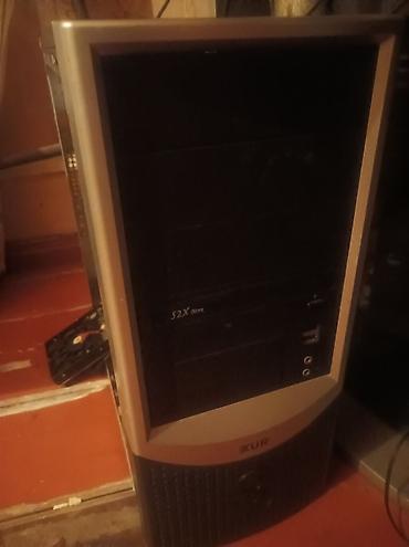 kohnə komputer: Masaüstü kompüter korpusu (ATX midi-tower) - Ön panel: 5.25" bölmələr — 1