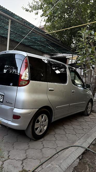 смёрка машина: Toyota Funcargo: 2003 г., 1.3 л, Автомат, Бензин, Минивэн — 4