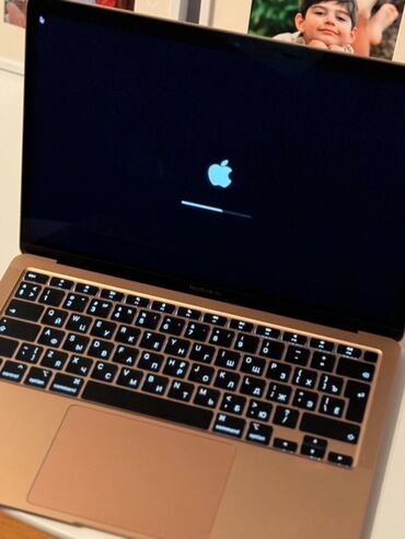 ikinci el macbook: Apple M1, 13.3 "