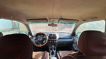 машина для гор жип: Toyota RAV4: 2000 г., 2 л, Механика, Бензин, Кроссовер — 2