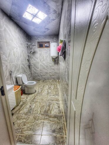 Həyət evləri və villaların satışı: 8-ci kilometr 7 otaqlı, 220 kv. m, Yeni təmirli — 10