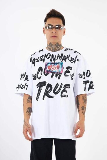 Majice: S m l xl i 2xl
2400 din — 17