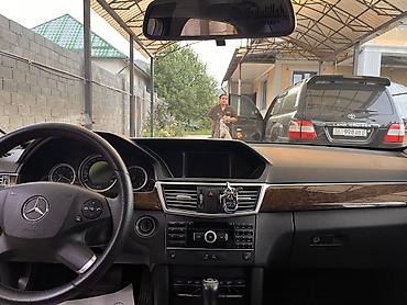 mers 212: Mercedes-Benz : 2011 г., 2 л, Автомат, Бензин, Седан — 7