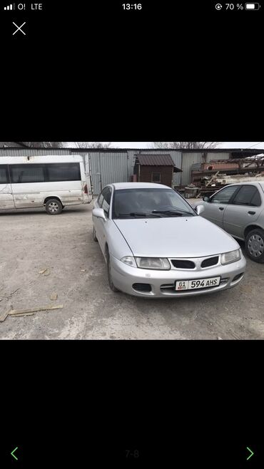 Mitsubishi: Mitsubishi Carisma: 1999 г., 1.8 л, Механика, Бензин, Хэтчбэк