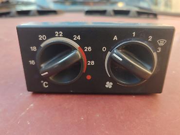 Auto delovi: Tabla temparature i ventilatora kabine Lada 112 br.2. Polovno — 1