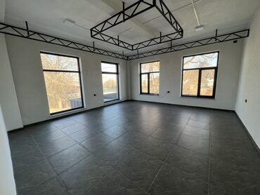 Здания: Предлагается в аренду коммерческое помещение в верхней части Киргизии — 2