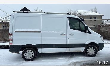 sprinter 4 4: Mercedes-Benz Sprinter (кузов фургон, короткая/средняя база, белый) — 3