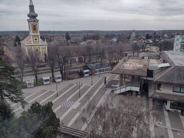 Stanovi: 2 sobe, 56 kv. m, 6 sprat