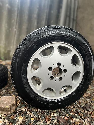 Комплект из 4 колес в сборе: литые диски + зимние шины Bridgestone at lalafo.kg — 1 Комплект из 4 колес в сборе: литые диски + зимние шины Bridgestone — 1