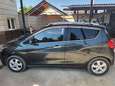 дополнительный свет: Chevrolet Spark: 2017 г., 1 л, Автомат, Бензин, Хэтчбэк — 1