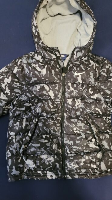 zimska jakna fluid: Nike, Perjana jakna, 122-128