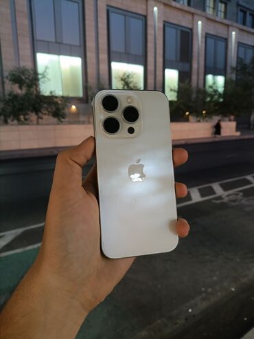 Apple iPhone: IPhone 15 Pro, 128 GB, White Titanium