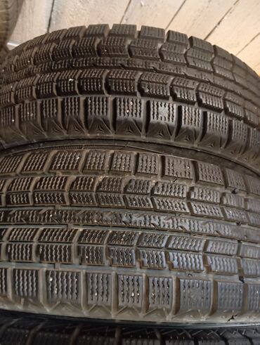 колесо от тачки: Шиналар 175 / 70 / R 13, Кыш, Колдонулган, Жуп, Жеңил унаалар, Кытай