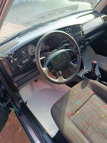 Volkswagen: Volkswagen Golf: 1997 г., 1.8 л, Механика, Бензин, Универсал — 19