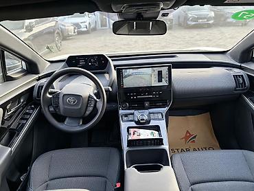 lexus 450: Toyota bZ4X: 2024 г., Автомат, Электромобиль, Кроссовер — 7