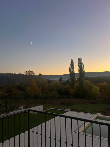 Kuće na prodaju: 98 kv. m, 3 sobe — 20