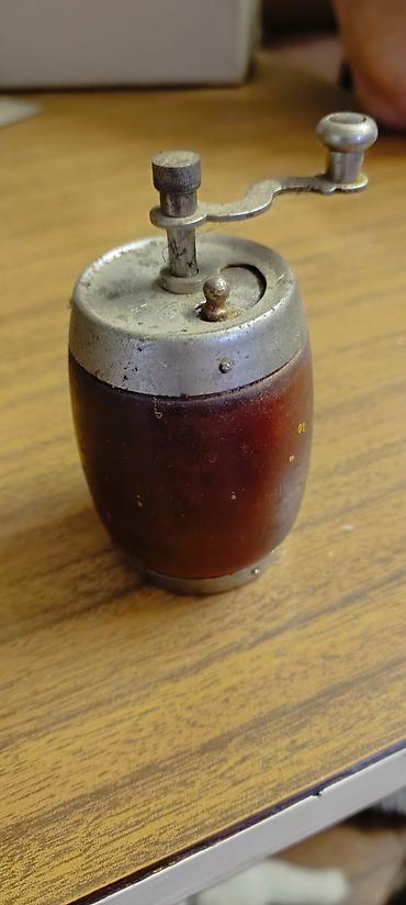 food processor: Ručni mlin za biber/začine – kompaktan, starinskog dizajna - — 1