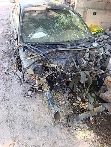 Toyota Carina E (седан) — на разбор на запчасти продаю как есть на — 3
