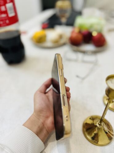 Apple iPhone: IPhone 16 Pro Max, Золотой, Зарядное устройство, Защитное стекло, Чехол, 94 % — 14