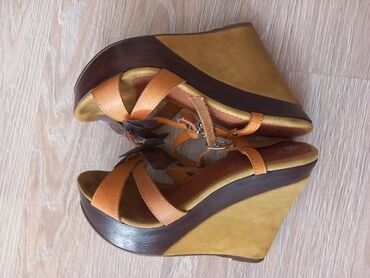 braon čizme: Sandale, 38