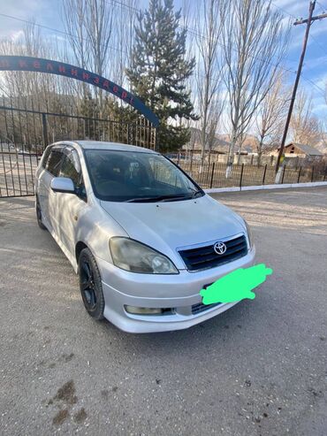 Toyota: Toyota Ipsum: 2002 г., Минивэн — 8