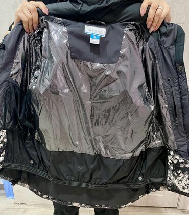 Kurtkalar: ✅Kurtka əsl məşhur COLUMBIA brendinindir. Çox keyfkyyətlidir. ✅İçərisi -da lalafo.az — 21 Kurtkalar: ✅Kurtka əsl məşhur COLUMBIA brendinindir. Çox keyfkyyətlidir. ✅İçərisi — 21