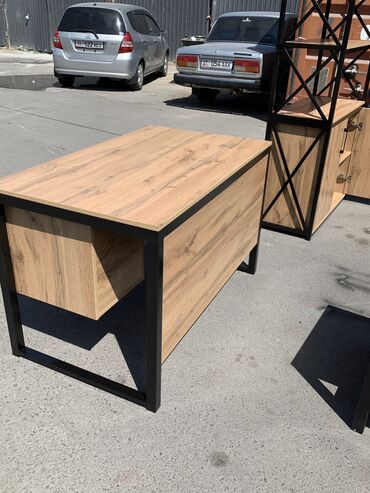 Компьютерные столы: Компютерный стол — 8