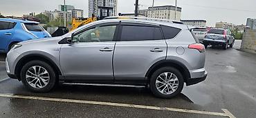 geeli coolray: Toyota RAV4: 2018 г., 2.5 л, Вариатор, Гибрид, Кроссовер — 7