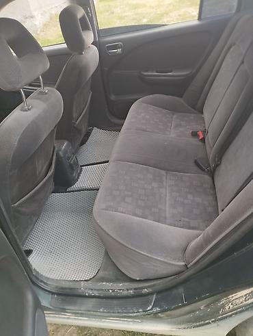 e60 m5: Toyota Avensis: 2000 г., 2 л, Автомат, Газ, Седан — 6