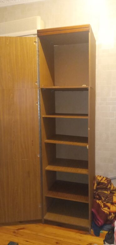 Dolablar: İşlənmiş, Açılan, 6 qapı Düz dolab, Qarderob, paltar dolabı, Rusiya — 3