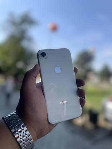 2k 4k: IPhone Xr, Б/у, 128 ГБ, Белый — 1