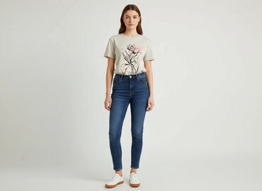 t shirty einstein: Sinsay, T-shirt damski, rozmiar S