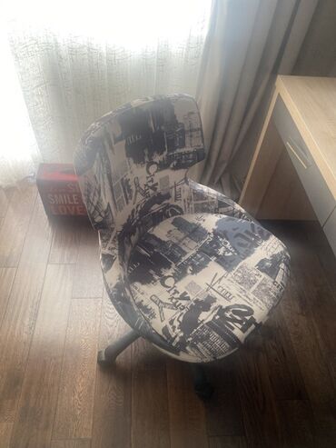 Yataq otağı dəstləri: 2 təknəfərlik çarpayı, 2 tumba, Tumba, Komod, Türkiyə, İşlənmiş — 10