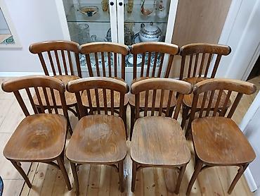 8 ədəd çox yaxşı vəziyyətdə qədimi stullar satılır. Qırığı, əsməsi