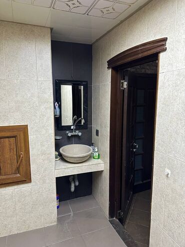 Uzunmüddətli kirayə mənzillər: Yasamal rayonu,Şəfayət Mehdiyev küçəsi,Grand Hayatın yanı,18 — 9