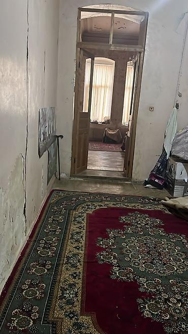 Yeni tikili: Mərkəzdə yerləşən geniş mənzil satılır - Tarixi binada, hündür — 8