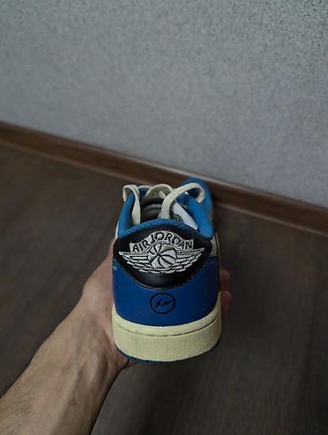 обувь drop: Продаю в идеальном состоянии легендарные Air Jordan 1 Low 'Travis — 5