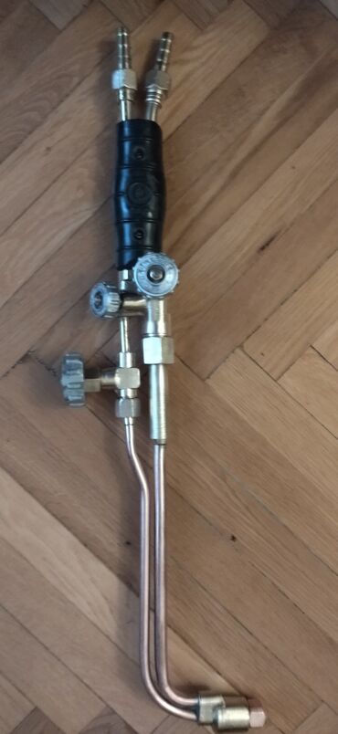 generator temiri: Qaynaq aparatı Qaz