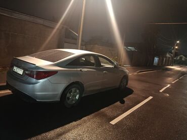 Hyundai: Hyundai Sonata: 2011 г., 2 л, Газ, Седан