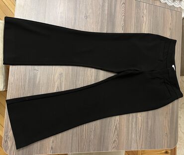 Qadın şalvarları: Mangoqara parça şalvar, Az geyilib teze kimidir 
36 razmer — 2