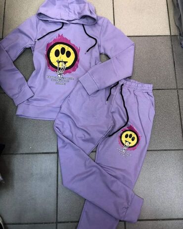 Gornji i donji deo: S m l xl 2500 — 4