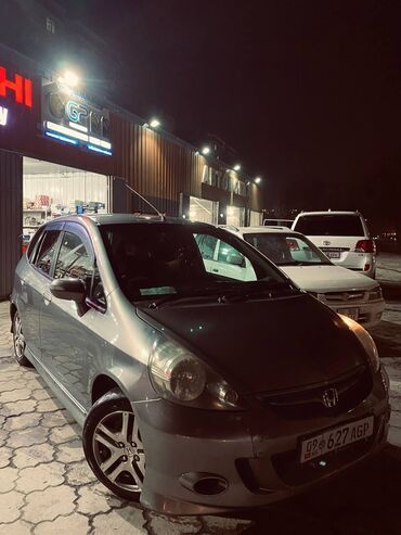 машины на разбор: Honda Fit: 2002 г., 1.3 л, Автомат, Бензин, Хэтчбэк