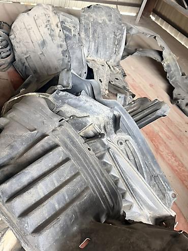 подкрылок ист: Подкрылок Комплект Honda, Б/у, Оригинал — 2